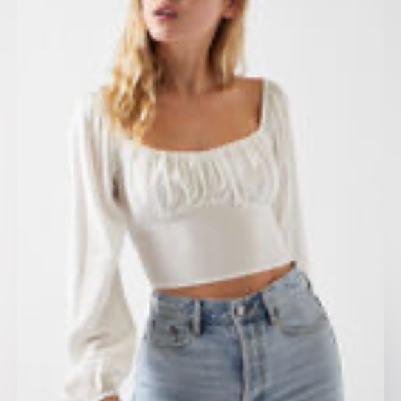 Kendall and kylie long sleeve shirred bodice top - Picture 1 of 3